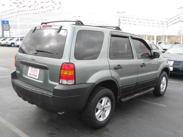 Ford Escape 2007 photo 3