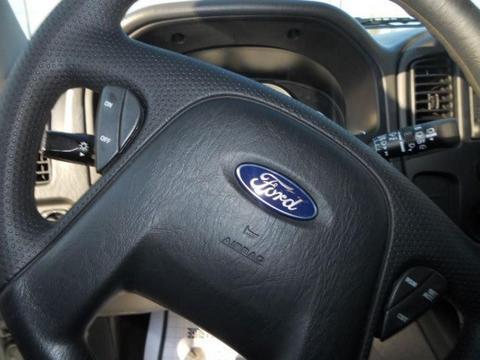 Ford Escape 2007 photo 1