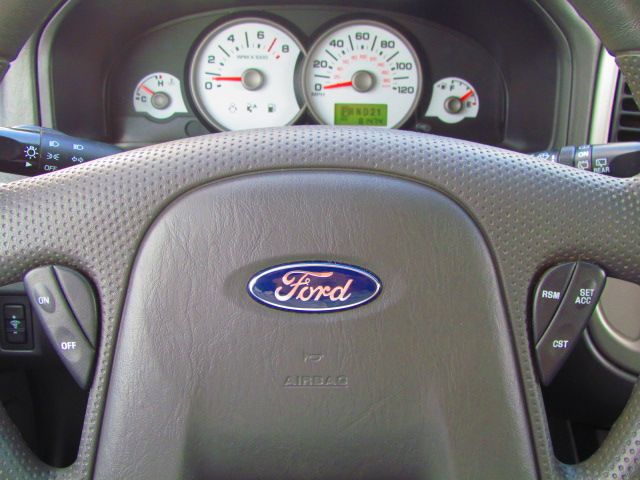 Ford Escape 2007 photo 12