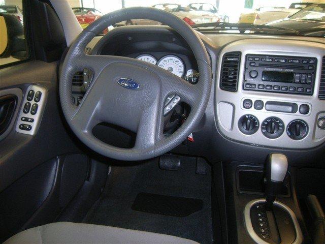 Ford Escape 2007 photo 2