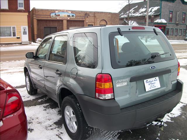 Ford Escape 2007 photo 2
