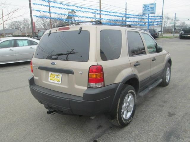 Ford Escape 2007 photo 3
