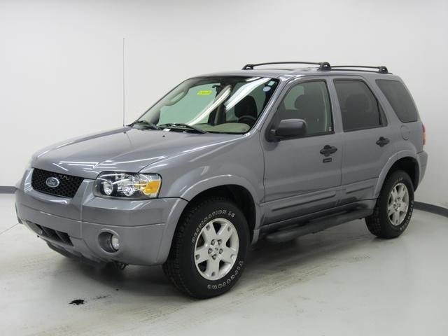 Ford Escape 2007 photo 2