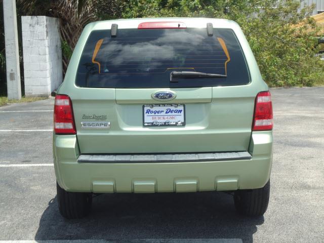 Ford Escape 2008 photo 2