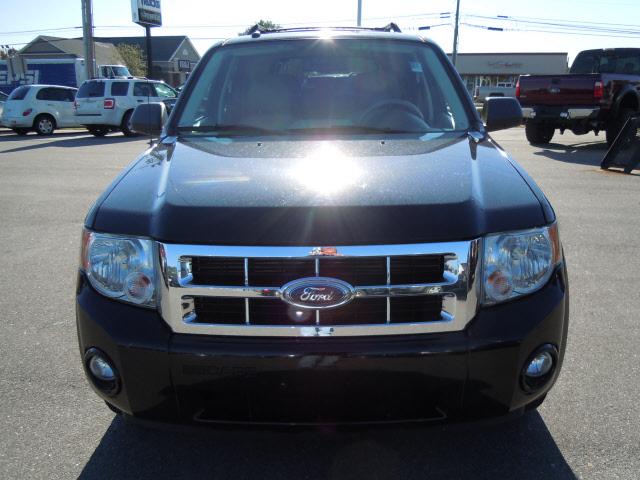 Ford Escape ESi Sport Utility