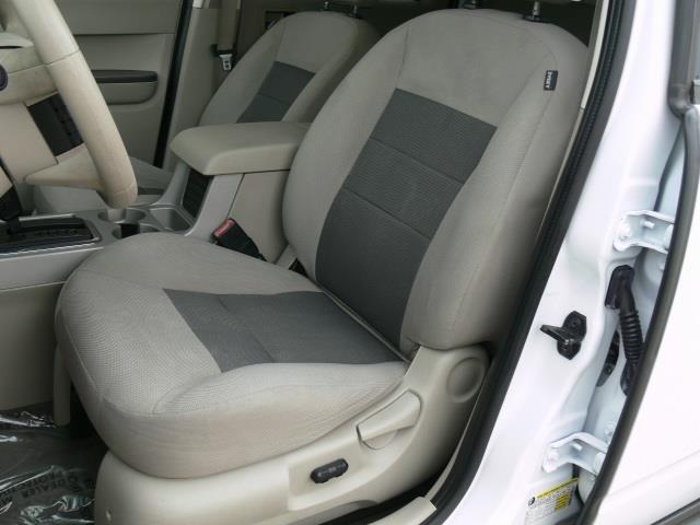 Ford Escape 2008 photo 20