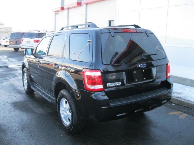 Ford Escape 2008 photo 3
