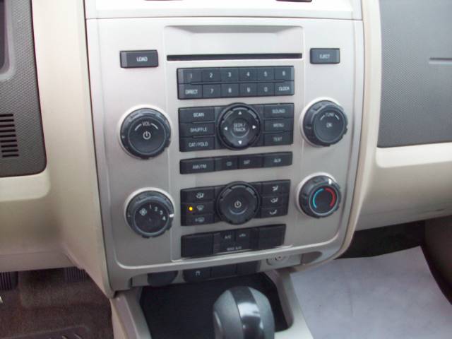 Ford Escape 2008 photo 1