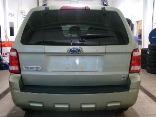 Ford Escape 2008 photo 3
