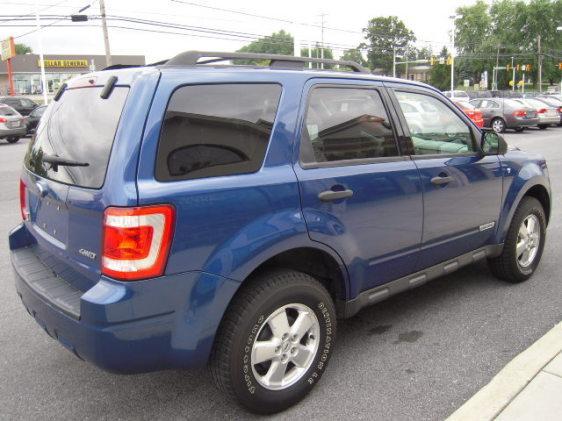 Ford Escape 2008 photo 1