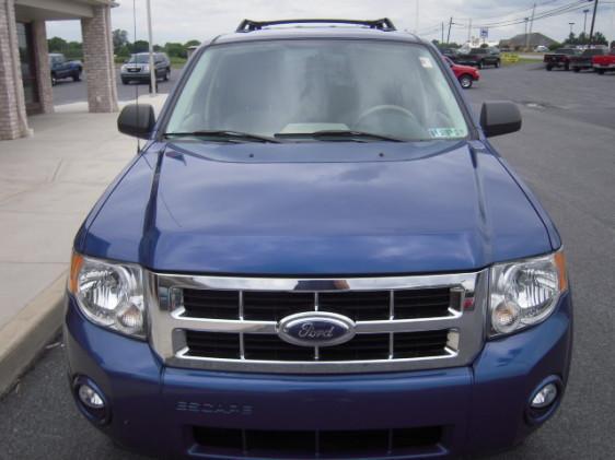Ford Escape 2008 photo 2