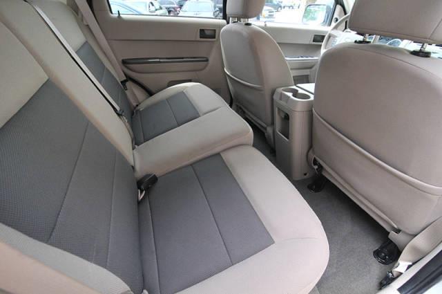 Ford Escape 2008 photo 3
