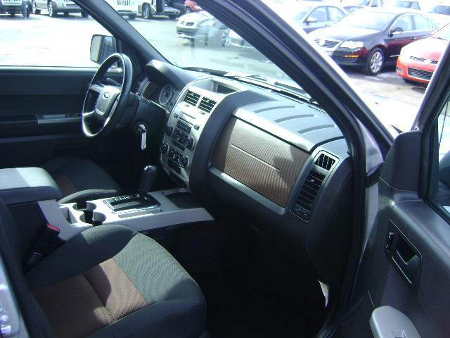 Ford Escape 2008 photo 3