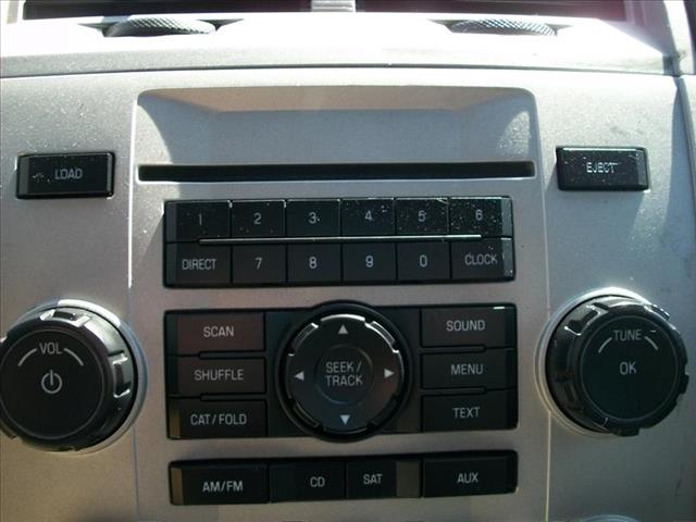 Ford Escape 2008 photo 21