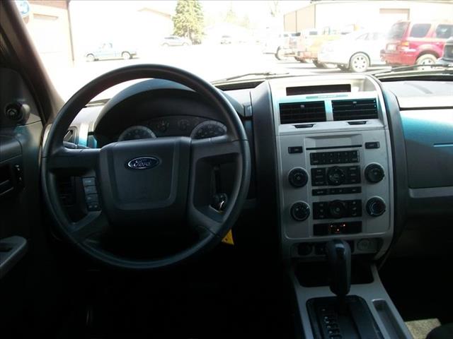 Ford Escape 2008 photo 22