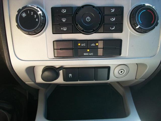 Ford Escape 2008 photo 3