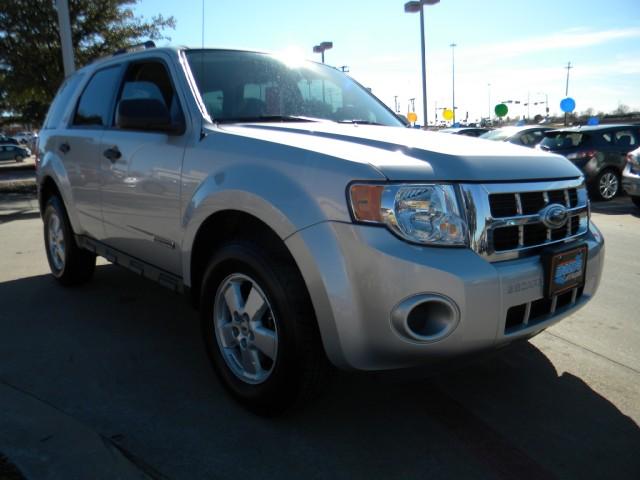 Ford Escape 2008 photo 2