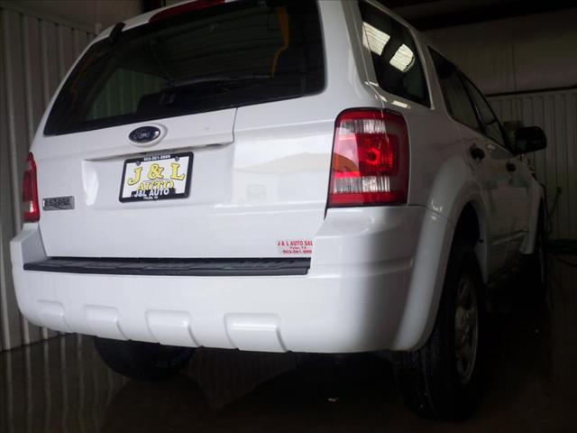 Ford Escape 2008 photo 3