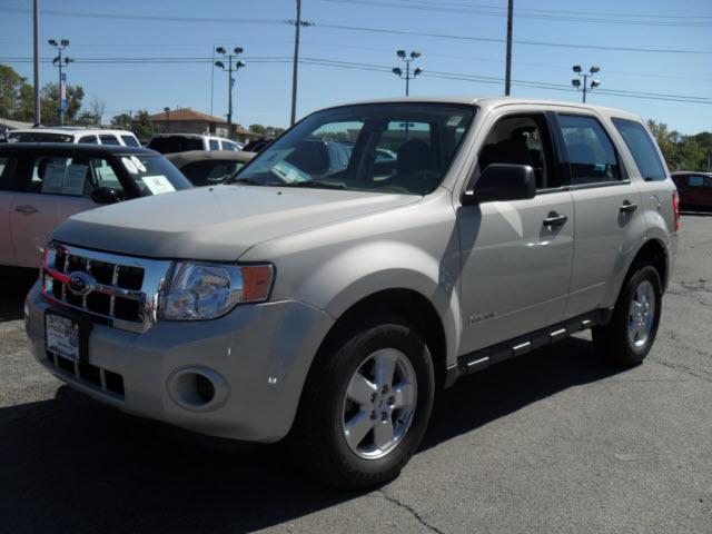 Ford Escape 2008 photo 2