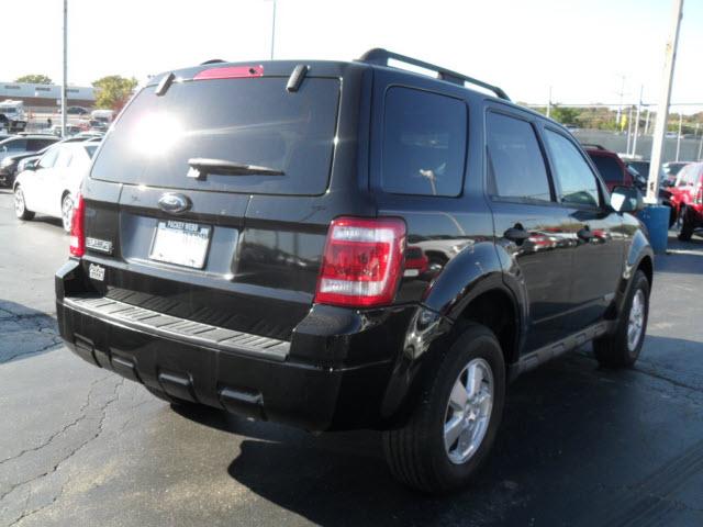 Ford Escape 2008 photo 2