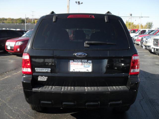 Ford Escape 2008 photo 3