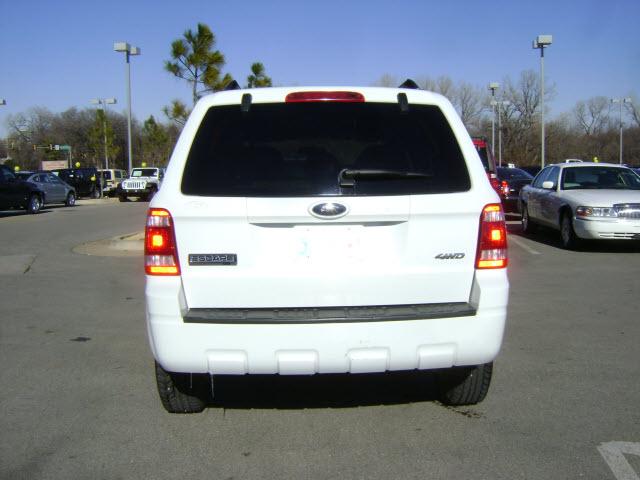 Ford Escape 2008 photo 3