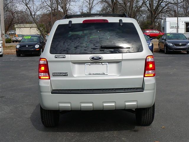 Ford Escape 2008 photo 3