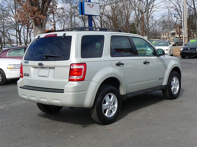 Ford Escape 2008 photo 4