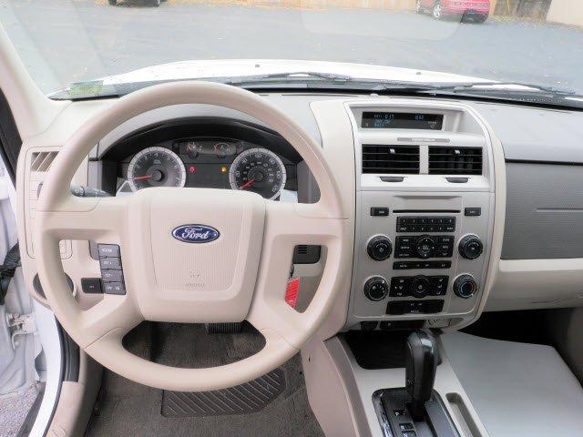 Ford Escape 2008 photo 4