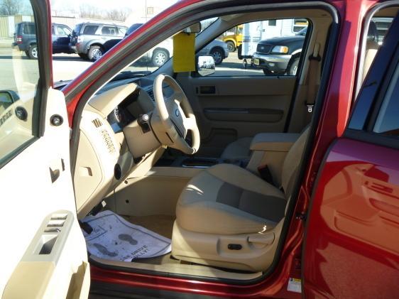 Ford Escape 2008 photo 3