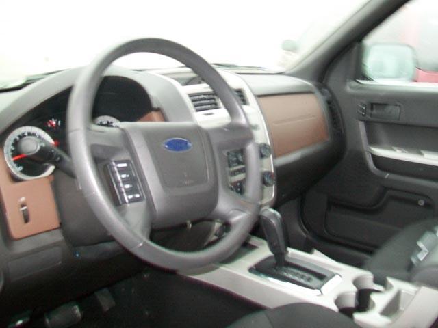 Ford Escape 2008 photo 1