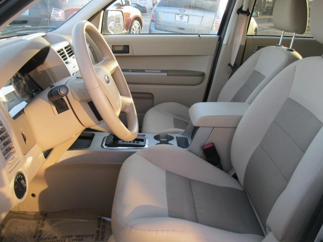 Ford Escape 2008 photo 4