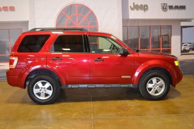 Ford Escape 2008 photo 1