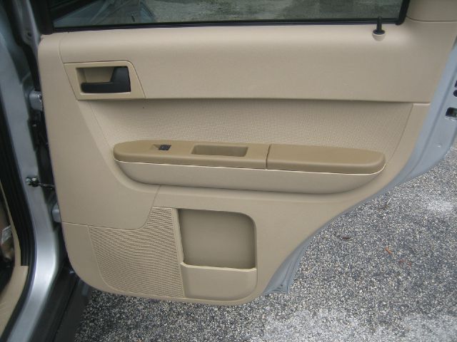 Ford Escape 2008 photo 11