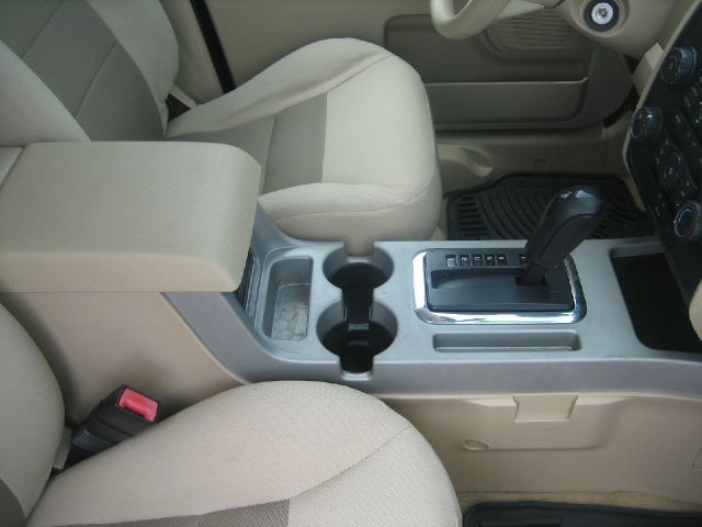 Ford Escape 2008 photo 8