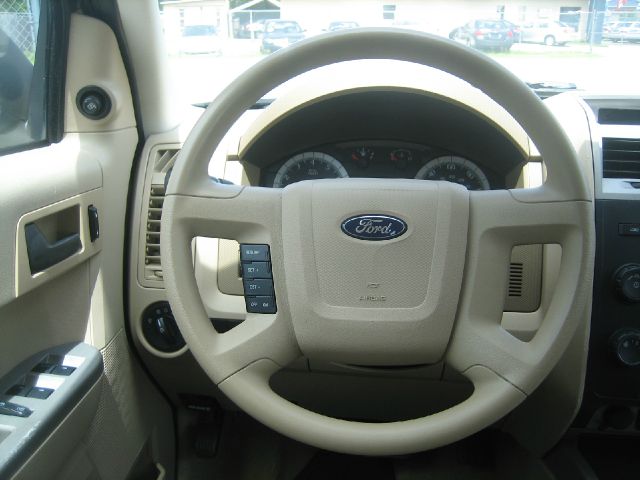 Ford Escape 2008 photo 9