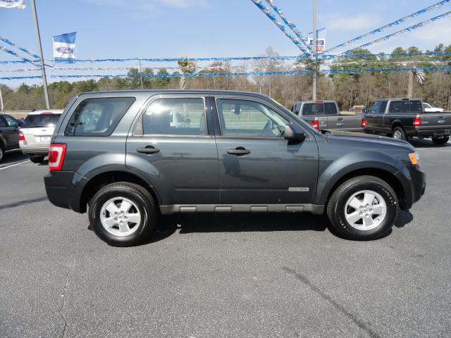 Ford Escape 2008 photo 2