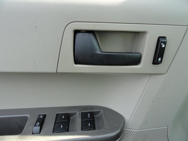 Ford Escape 2008 photo 5