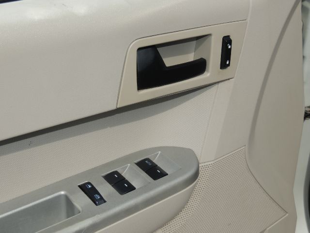 Ford Escape 2008 photo 1