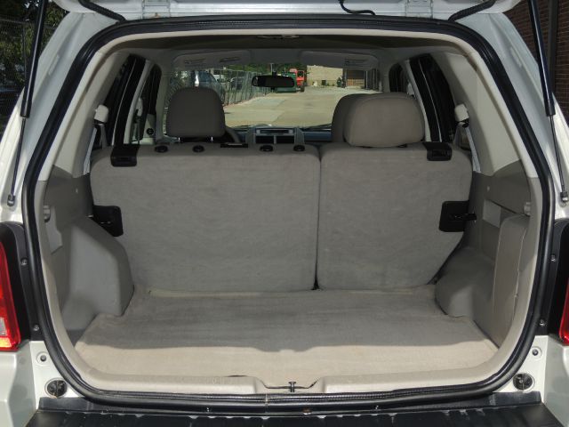 Ford Escape 2008 photo 11