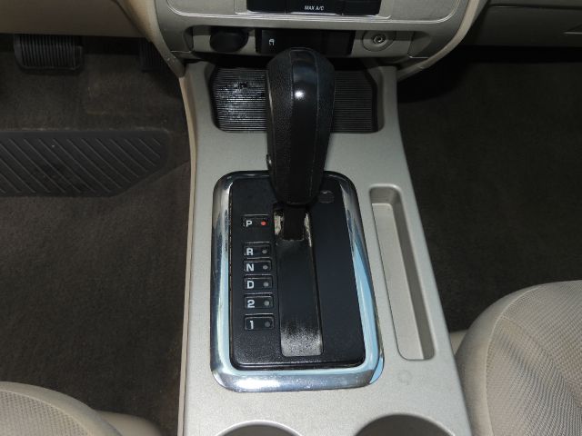 Ford Escape 2008 photo 19