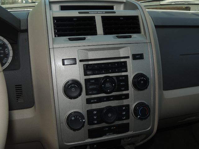 Ford Escape 2008 photo 20