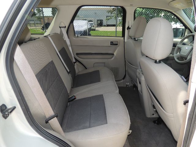 Ford Escape 2008 photo 22