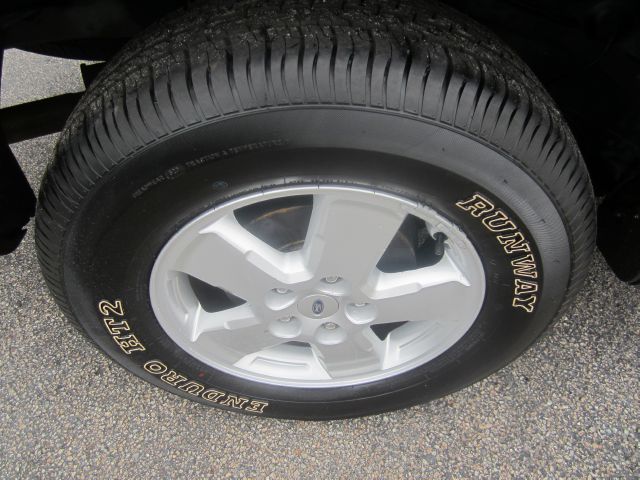 Ford Escape 2008 photo 1