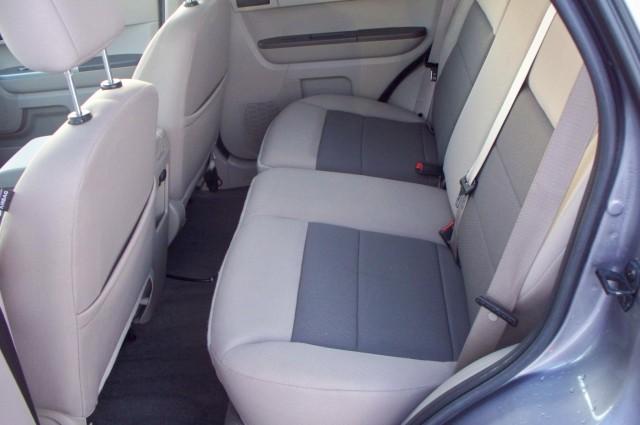 Ford Escape 2008 photo 3