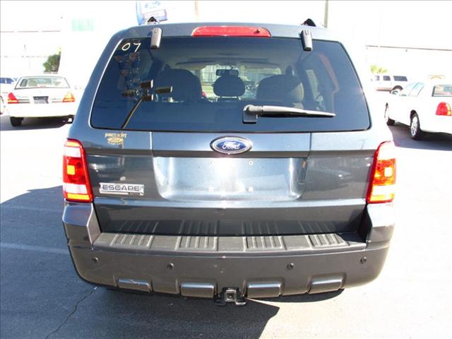 Ford Escape 2008 photo 3