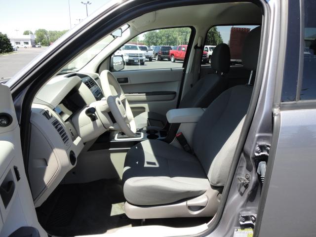 Ford Escape 2008 photo 3