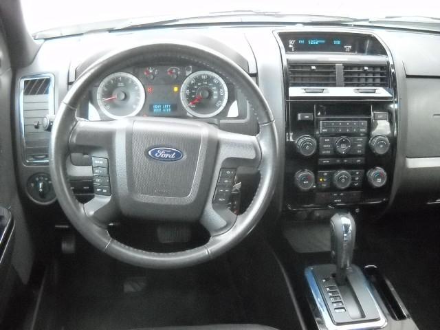 Ford Escape 2008 photo 3