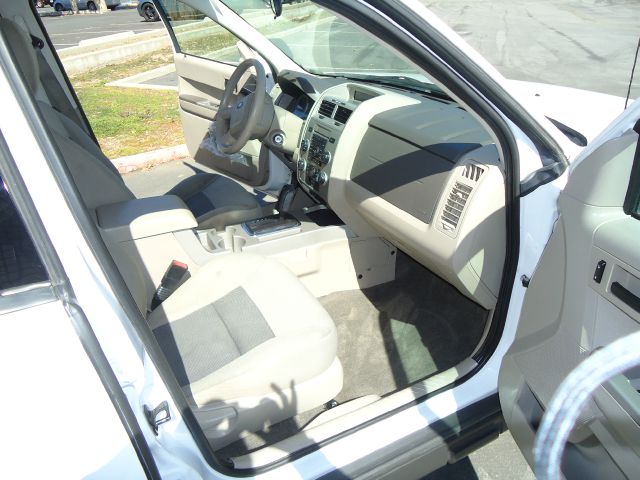 Ford Escape 2dr Roadster Limited SUV