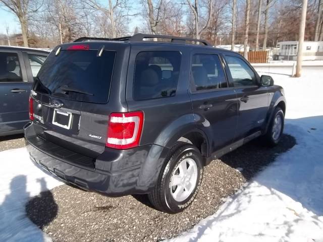 Ford Escape 2008 photo 2